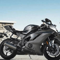 yamaha-r1-vs-r6-who-offers-the-most-comfortable-ride