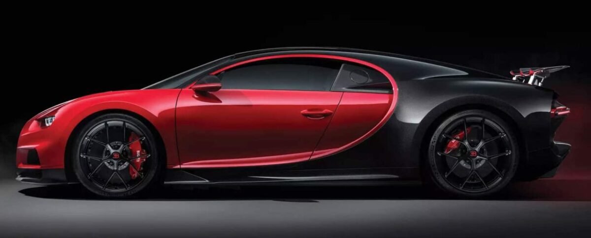 Chiron sport bugatti side view